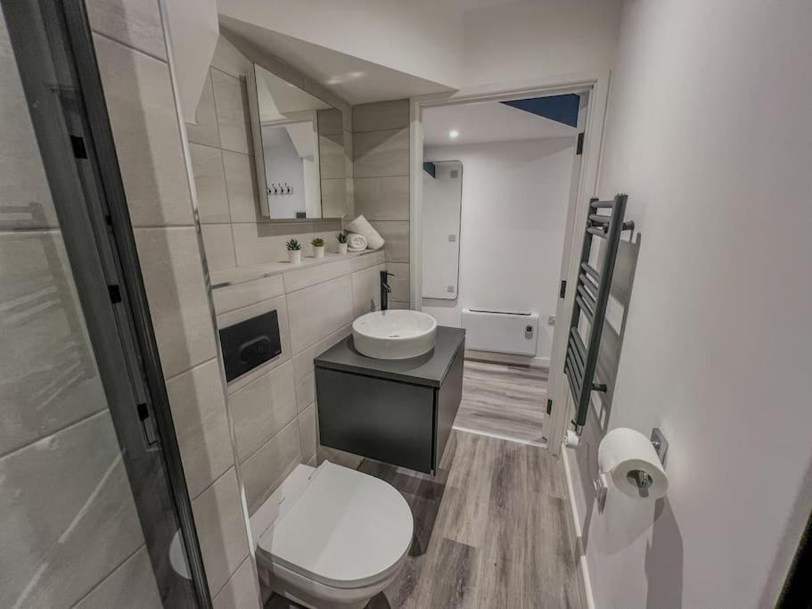 Orange Rentals-High Spec, Midnight Suite, Sleeps 4-Pets Welcome! リヴァプール エクステリア 写真